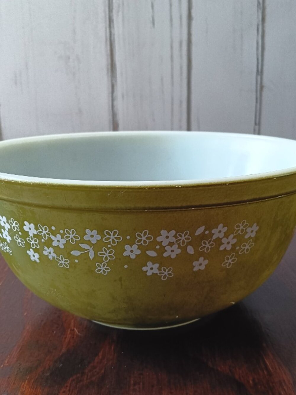 Vintage Pyrex Mixing Bowl: Crazy Daisy #403 2.5 Quart